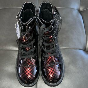 NWT girl’s Jessica Simpson Combat Boots